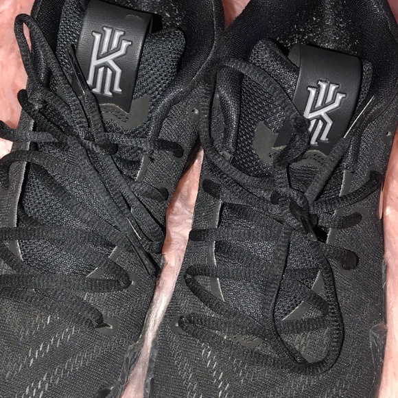 Nike kyrie 4s - 5y - Picture 2 of 5
